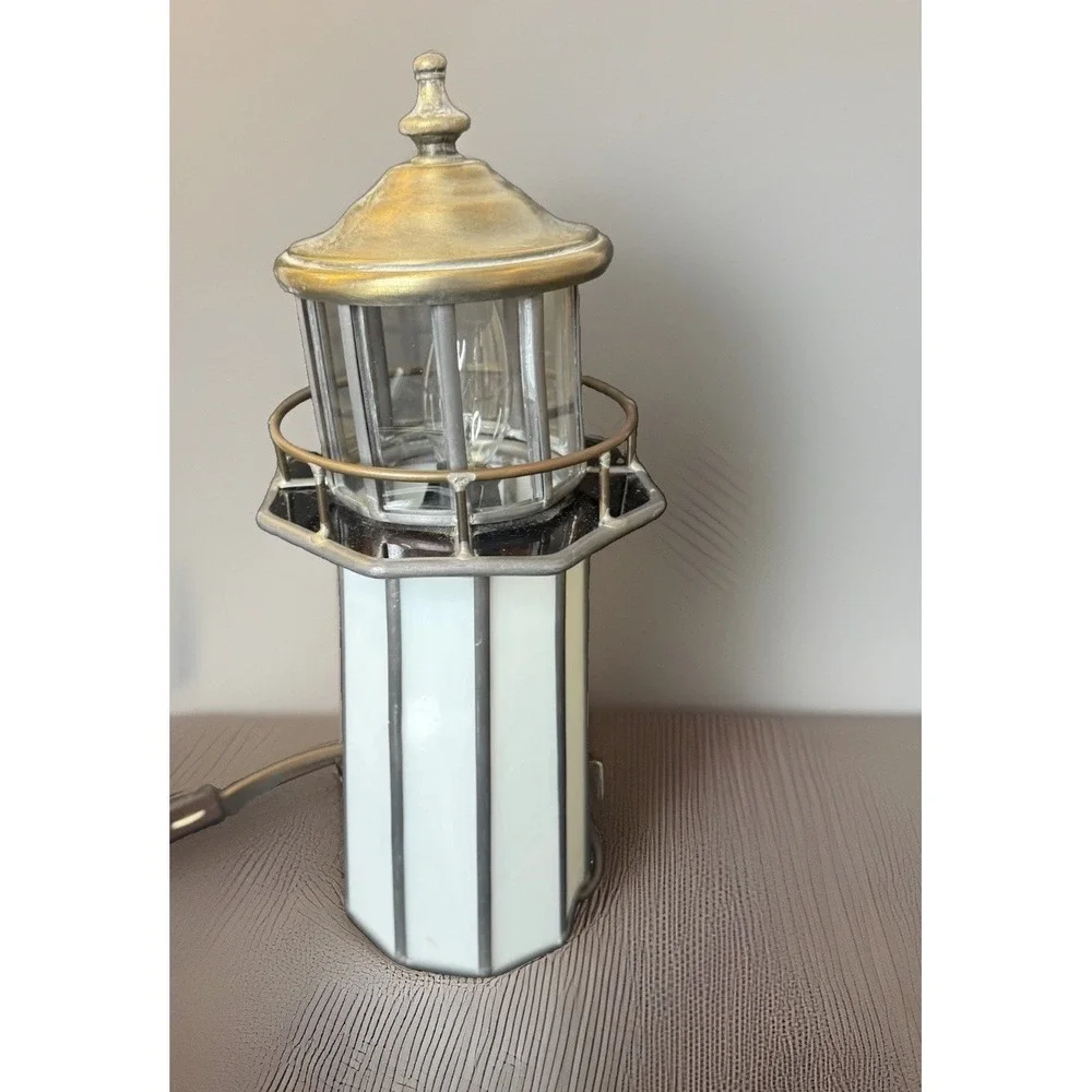 Vintage LG Leaded Slag Glass Lighthouse Accent Table Lamp Nautical Decor 12.5